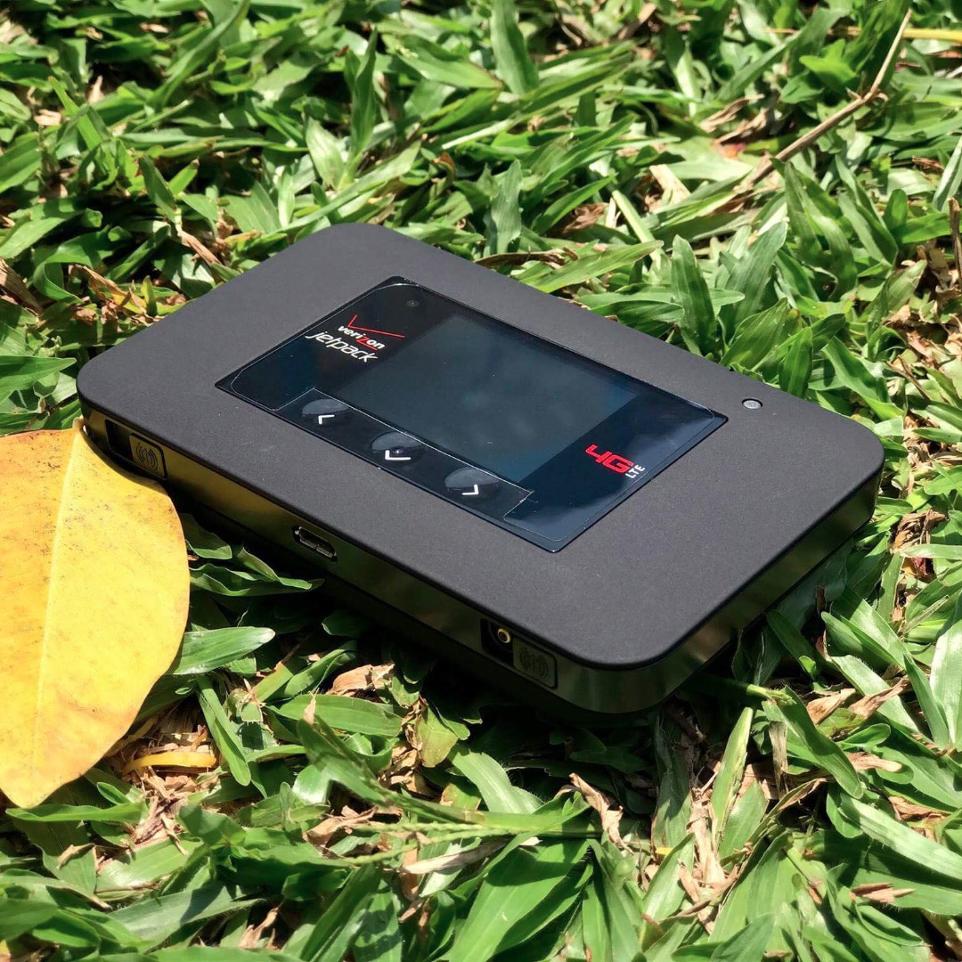 thiet bi phat wifi 4g di dong netgear ac791l hinh thuc xau 1080x1080